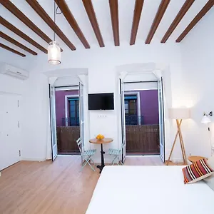 Casa Hernando Colon Apartment